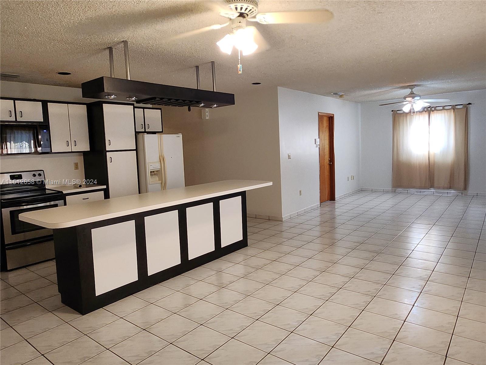 2231 SW 14th St 2231, Miami, Florida 33145, 3 Bedrooms Bedrooms, ,3 BathroomsBathrooms,Residentiallease,For Rent,2231 SW 14th St 2231,A11512658