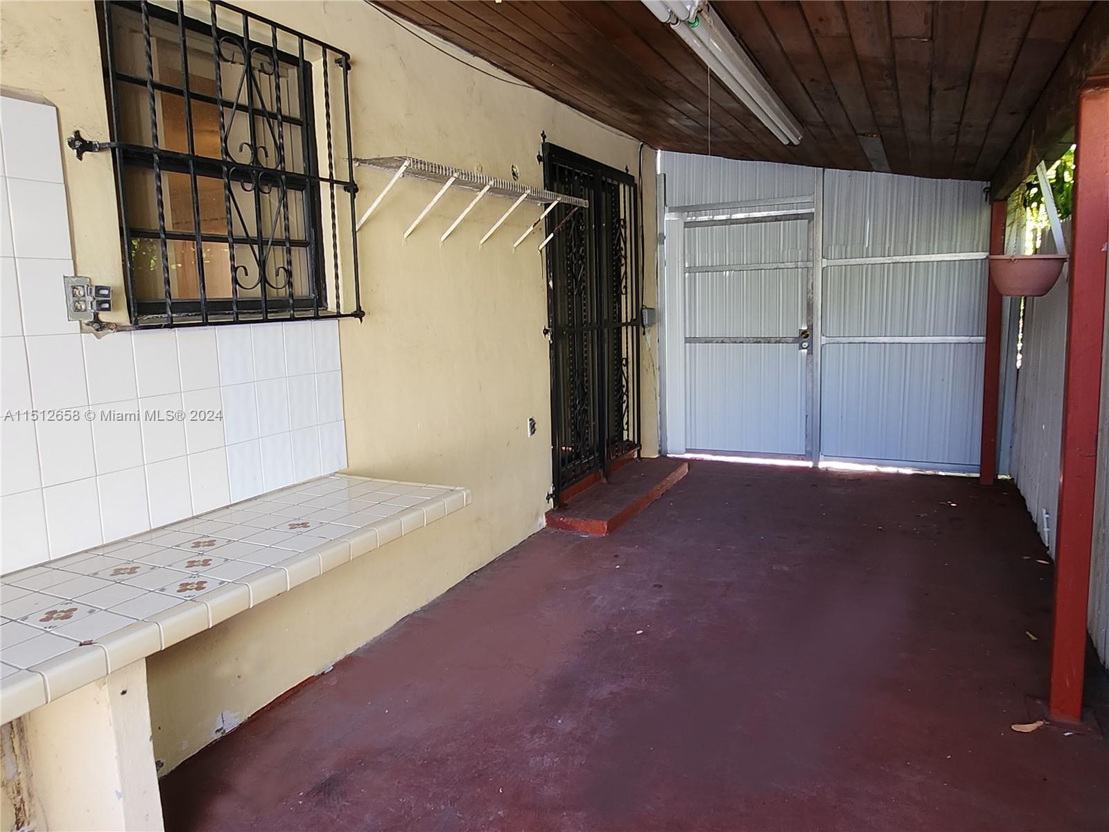 2231 SW 14th St 2231, Miami, Florida 33145, 3 Bedrooms Bedrooms, ,3 BathroomsBathrooms,Residentiallease,For Rent,2231 SW 14th St 2231,A11512658