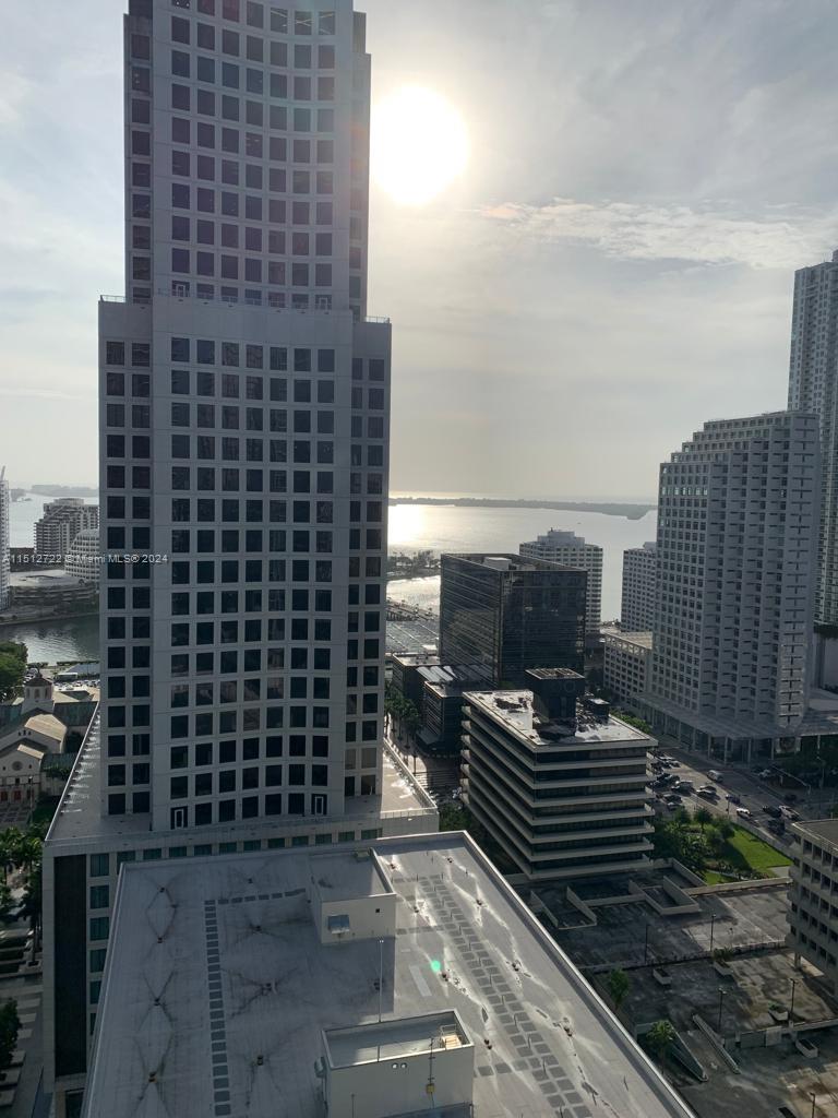 68 SE 6th St 2305, Miami, Florida 33131, 1 Bedroom Bedrooms, ,1 BathroomBathrooms,Residentiallease,For Rent,68 SE 6th St 2305,A11512722