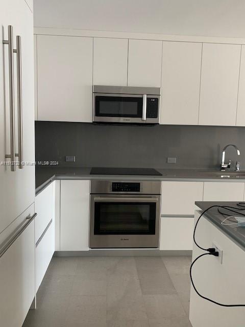 68 SE 6th St 2305, Miami, Florida 33131, 1 Bedroom Bedrooms, ,1 BathroomBathrooms,Residentiallease,For Rent,68 SE 6th St 2305,A11512722