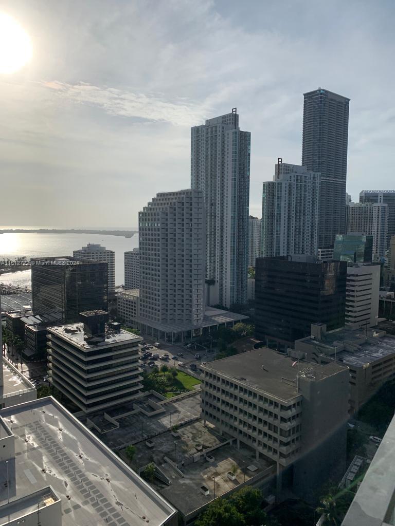 68 SE 6th St 2305, Miami, Florida 33131, 1 Bedroom Bedrooms, ,1 BathroomBathrooms,Residentiallease,For Rent,68 SE 6th St 2305,A11512722
