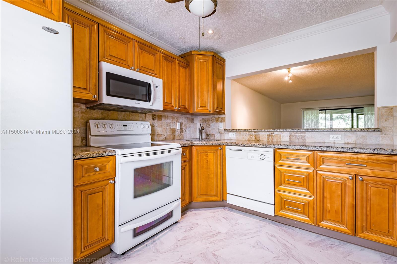 3861 N Carambola Cir N 2950, Coconut Creek, Florida 33066, 2 Bedrooms Bedrooms, ,2 BathroomsBathrooms,Residential,For Sale,3861 N Carambola Cir N 2950,A11500814