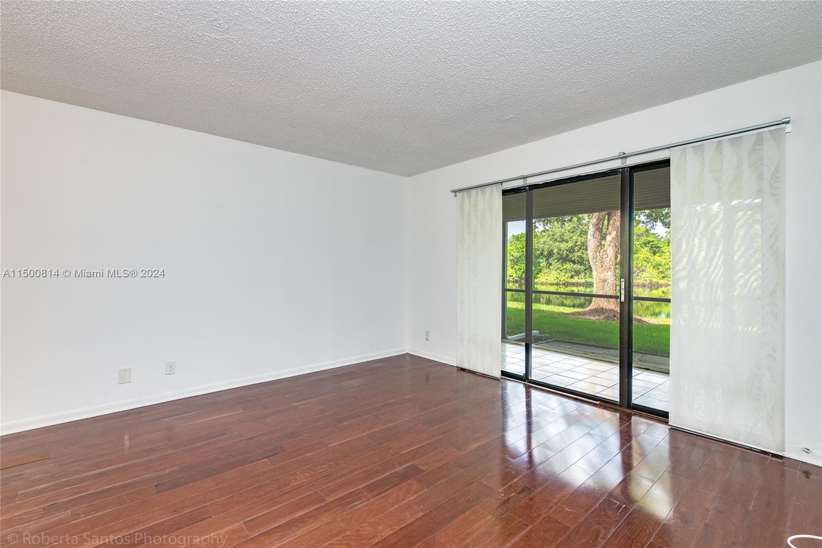 3861 N Carambola Cir N 2950, Coconut Creek, Florida 33066, 2 Bedrooms Bedrooms, ,2 BathroomsBathrooms,Residential,For Sale,3861 N Carambola Cir N 2950,A11500814