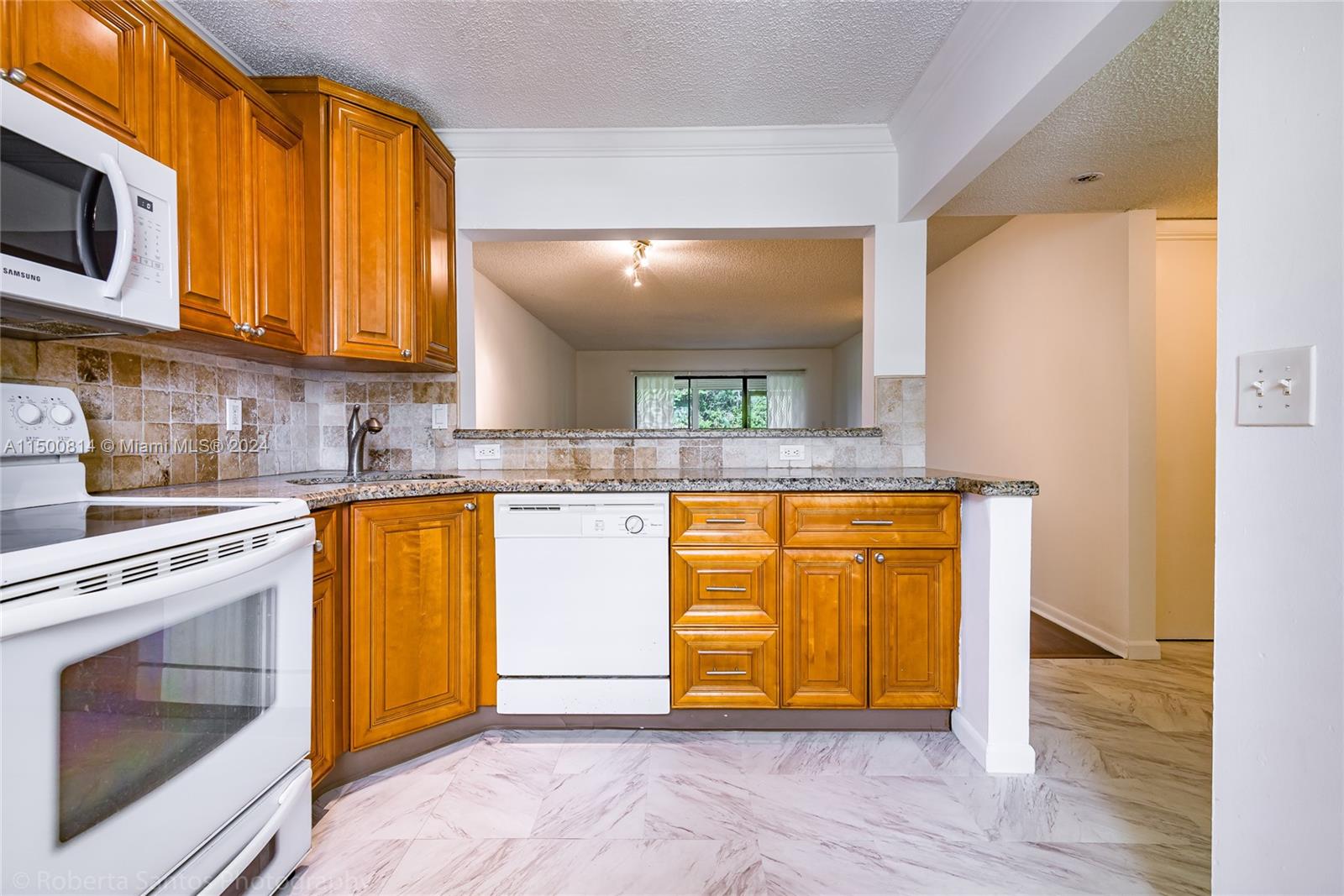 3861 N Carambola Cir N 2950, Coconut Creek, Florida 33066, 2 Bedrooms Bedrooms, ,2 BathroomsBathrooms,Residential,For Sale,3861 N Carambola Cir N 2950,A11500814