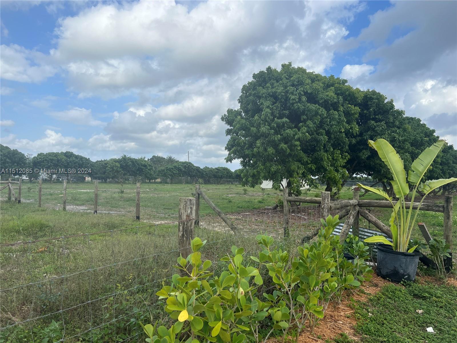 24301 SW 192nd Ave, Homestead, Florida 33031, 6 Bedrooms Bedrooms, ,4 BathroomsBathrooms,Residential,For Sale,24301 SW 192nd Ave,A11512085