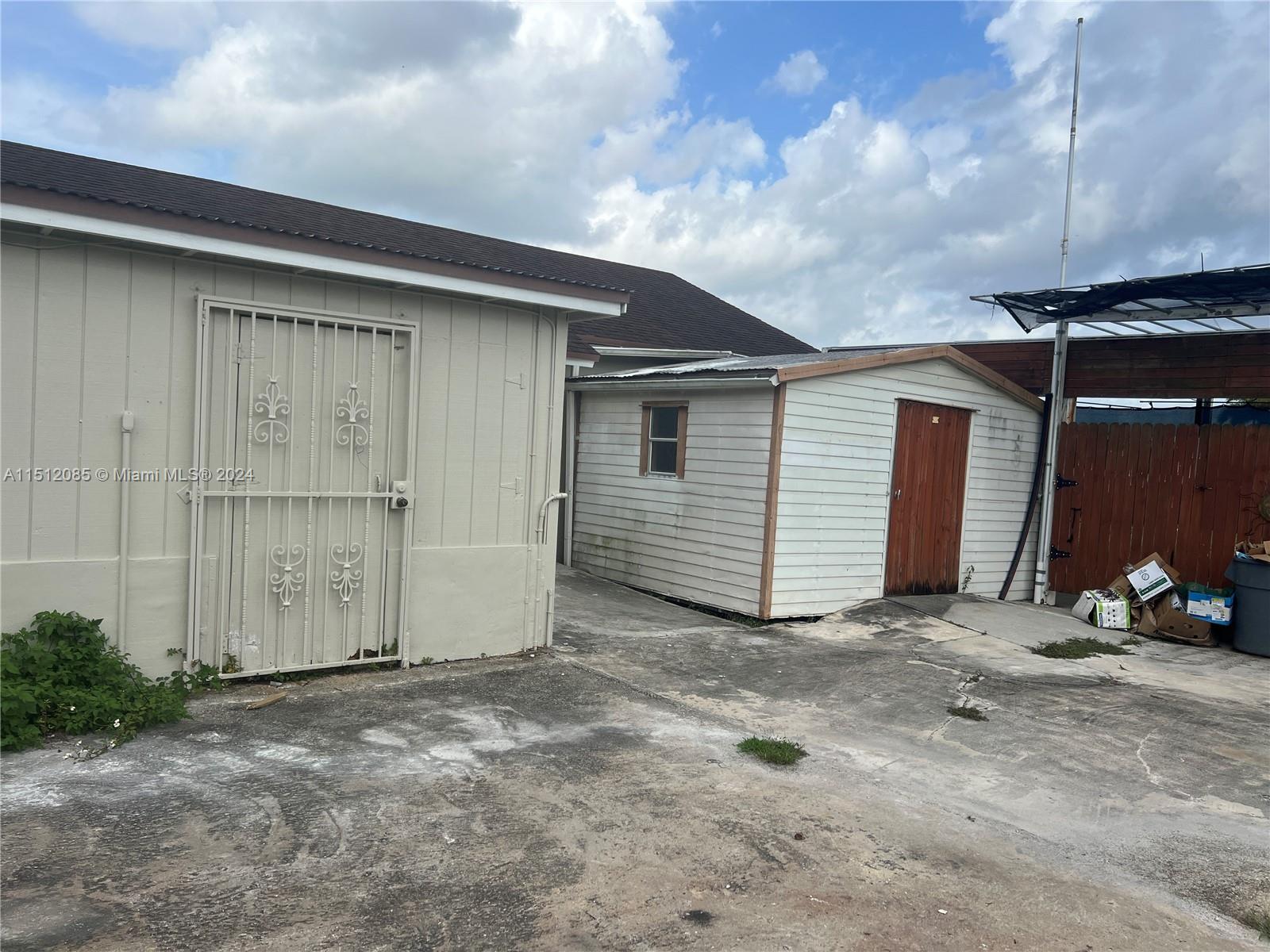24301 SW 192nd Ave, Homestead, Florida 33031, 6 Bedrooms Bedrooms, ,4 BathroomsBathrooms,Residential,For Sale,24301 SW 192nd Ave,A11512085