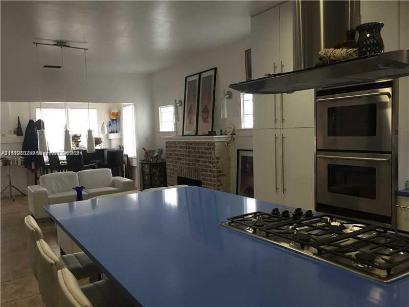 Miami, Florida 33130, 3 Bedrooms Bedrooms, ,2 BathroomsBathrooms,Residential,For Sale,A11512802