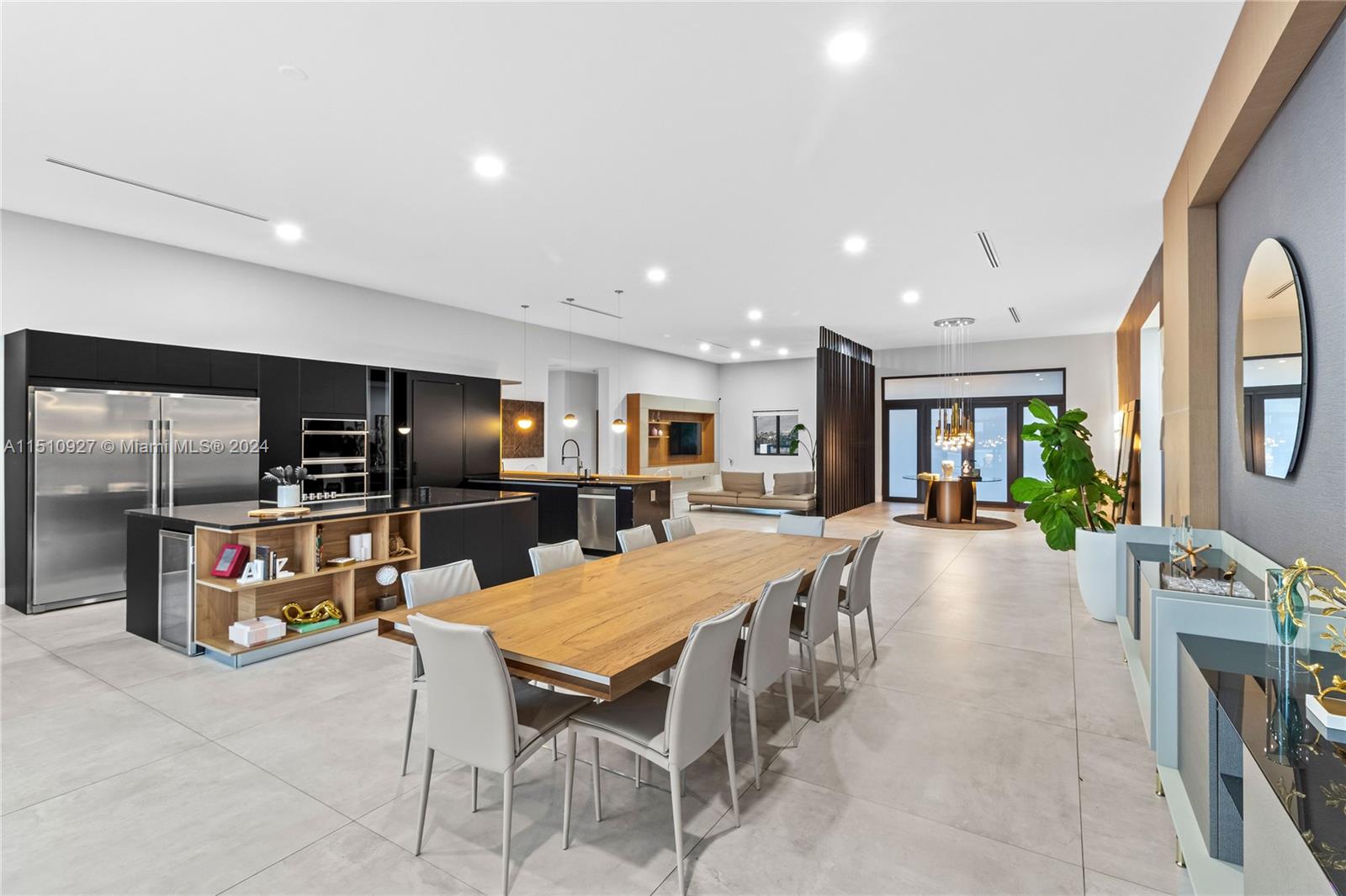19000 NE 20th Ave, North Miami Beach, Florida 33179, 5 Bedrooms Bedrooms, ,5 BathroomsBathrooms,Residentiallease,For Rent,19000 NE 20th Ave,A11510927