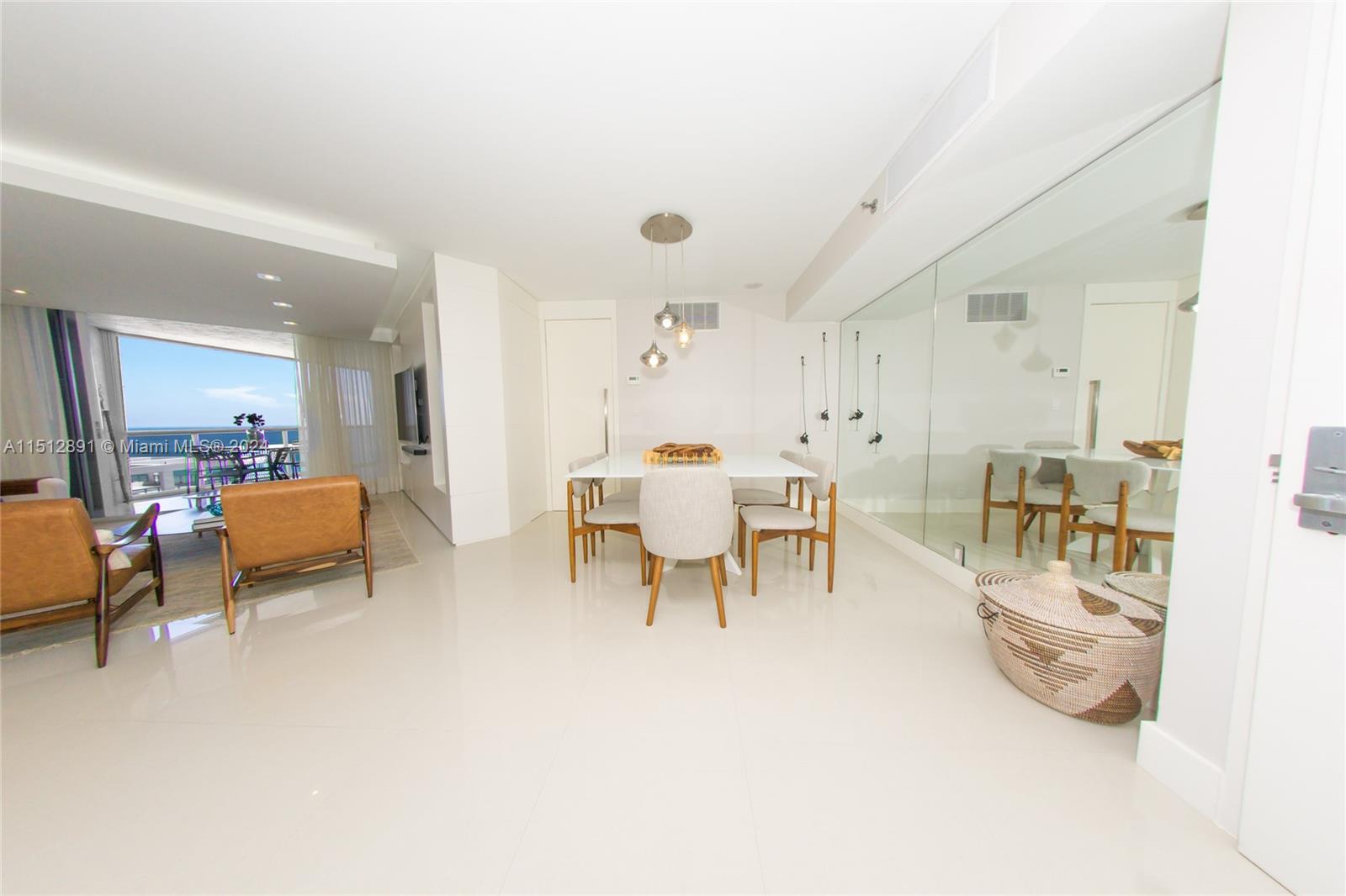 6767 Collins Ave 1005, Miami Beach, Florida 33141, 2 Bedrooms Bedrooms, ,2 BathroomsBathrooms,Residential,For Sale,6767 Collins Ave 1005,A11512891