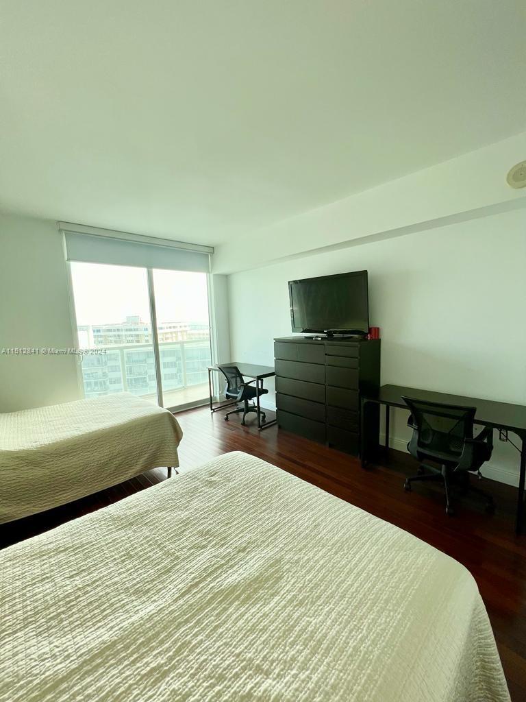 218 SE 14th St 1603, Miami, Florida 33131, 2 Bedrooms Bedrooms, ,2 BathroomsBathrooms,Residentiallease,For Rent,218 SE 14th St 1603,A11512841