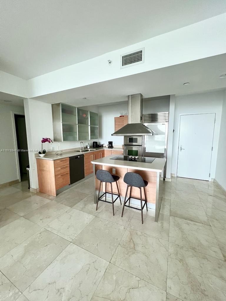218 SE 14th St 1603, Miami, Florida 33131, 2 Bedrooms Bedrooms, ,2 BathroomsBathrooms,Residentiallease,For Rent,218 SE 14th St 1603,A11512841