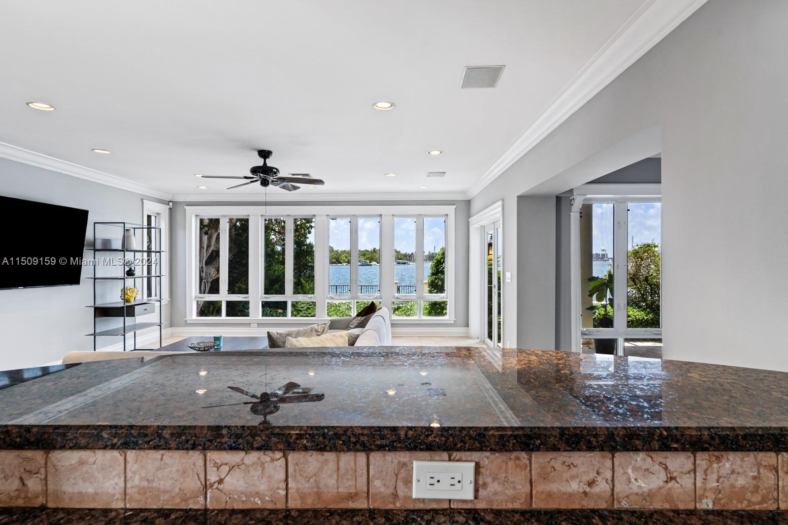 11 E Rivo Alto Dr, Miami Beach, Florida 33139, 5 Bedrooms Bedrooms, ,5 BathroomsBathrooms,Residential,For Sale,11 E Rivo Alto Dr,A11509159