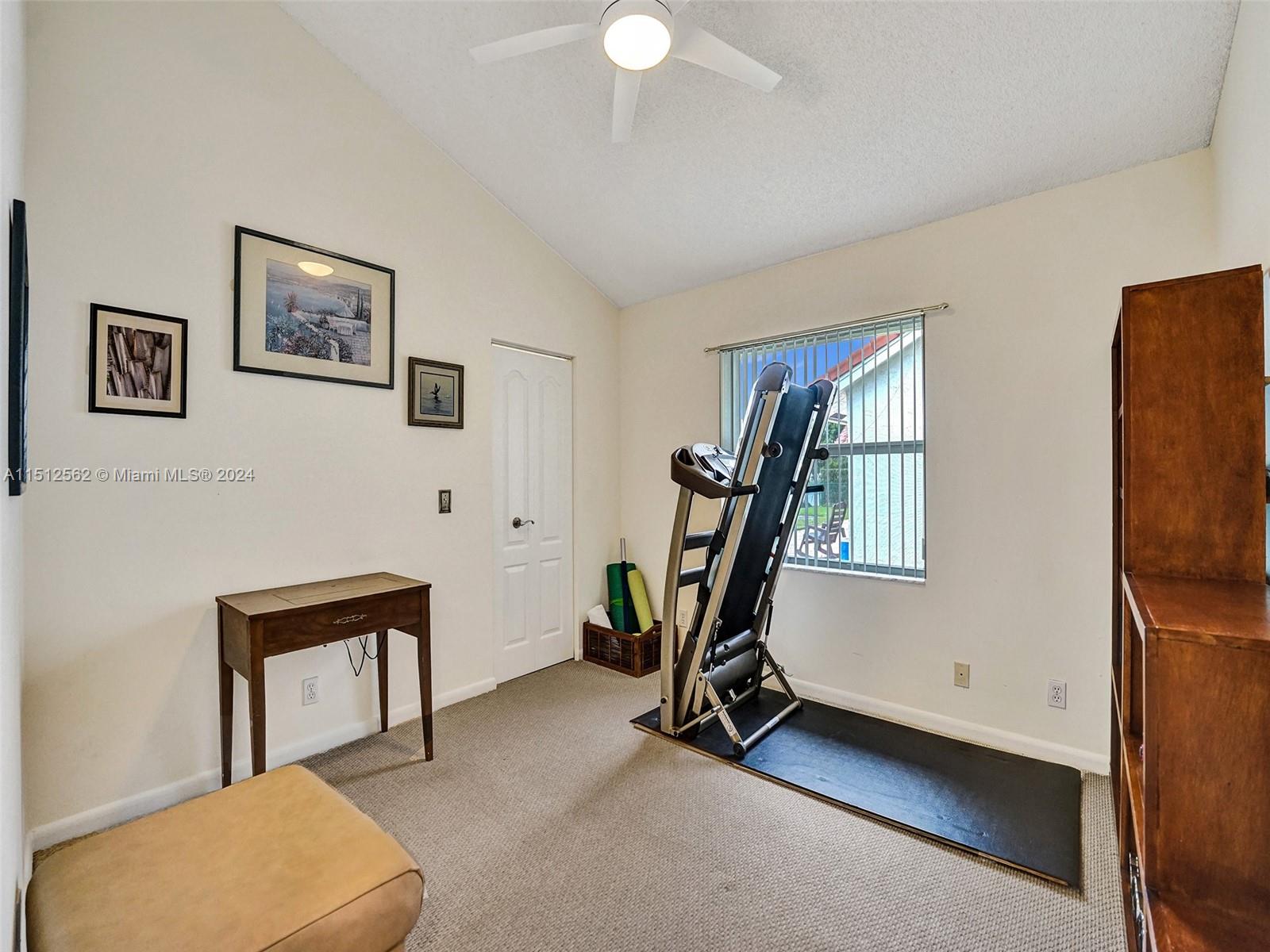 Listing Photo 16