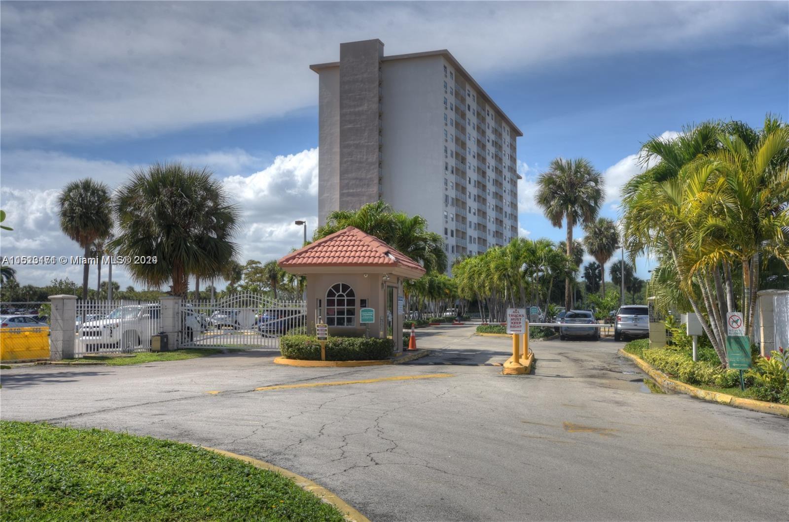 400 Kings Point Dr 1410, Sunny Isles Beach, Florida 33160, 2 Bedrooms Bedrooms, ,2 BathroomsBathrooms,Residential,For Sale,400 Kings Point Dr 1410,A11513171