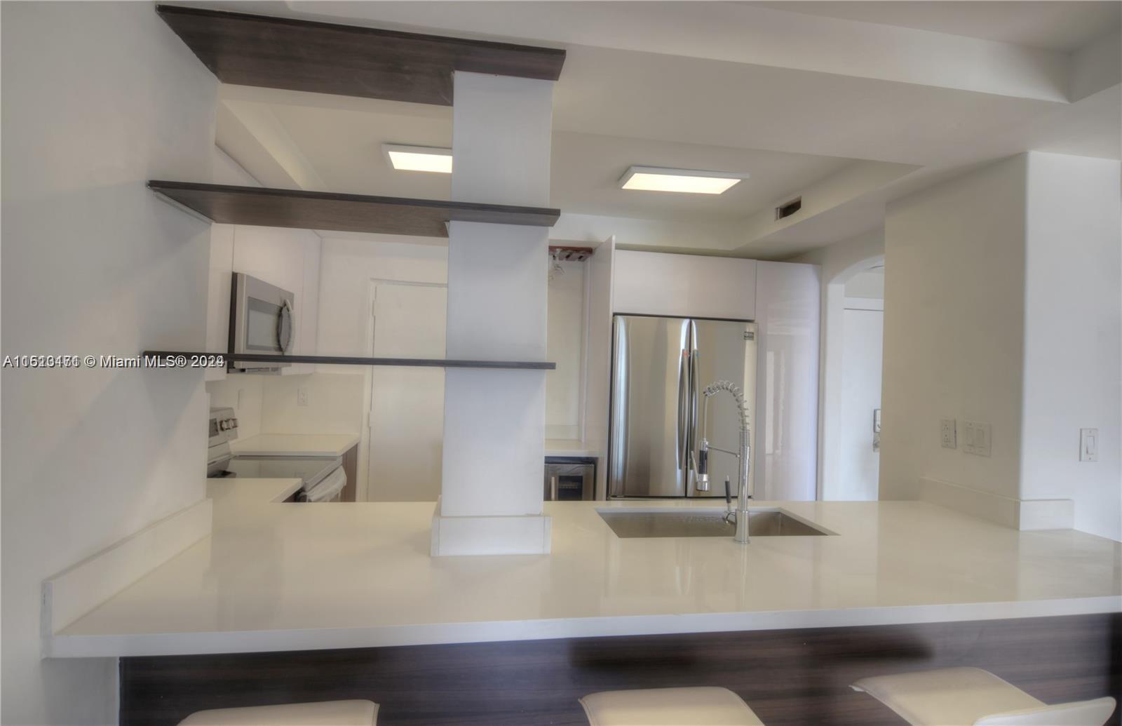400 Kings Point Dr 1410, Sunny Isles Beach, Florida 33160, 2 Bedrooms Bedrooms, ,2 BathroomsBathrooms,Residential,For Sale,400 Kings Point Dr 1410,A11513171