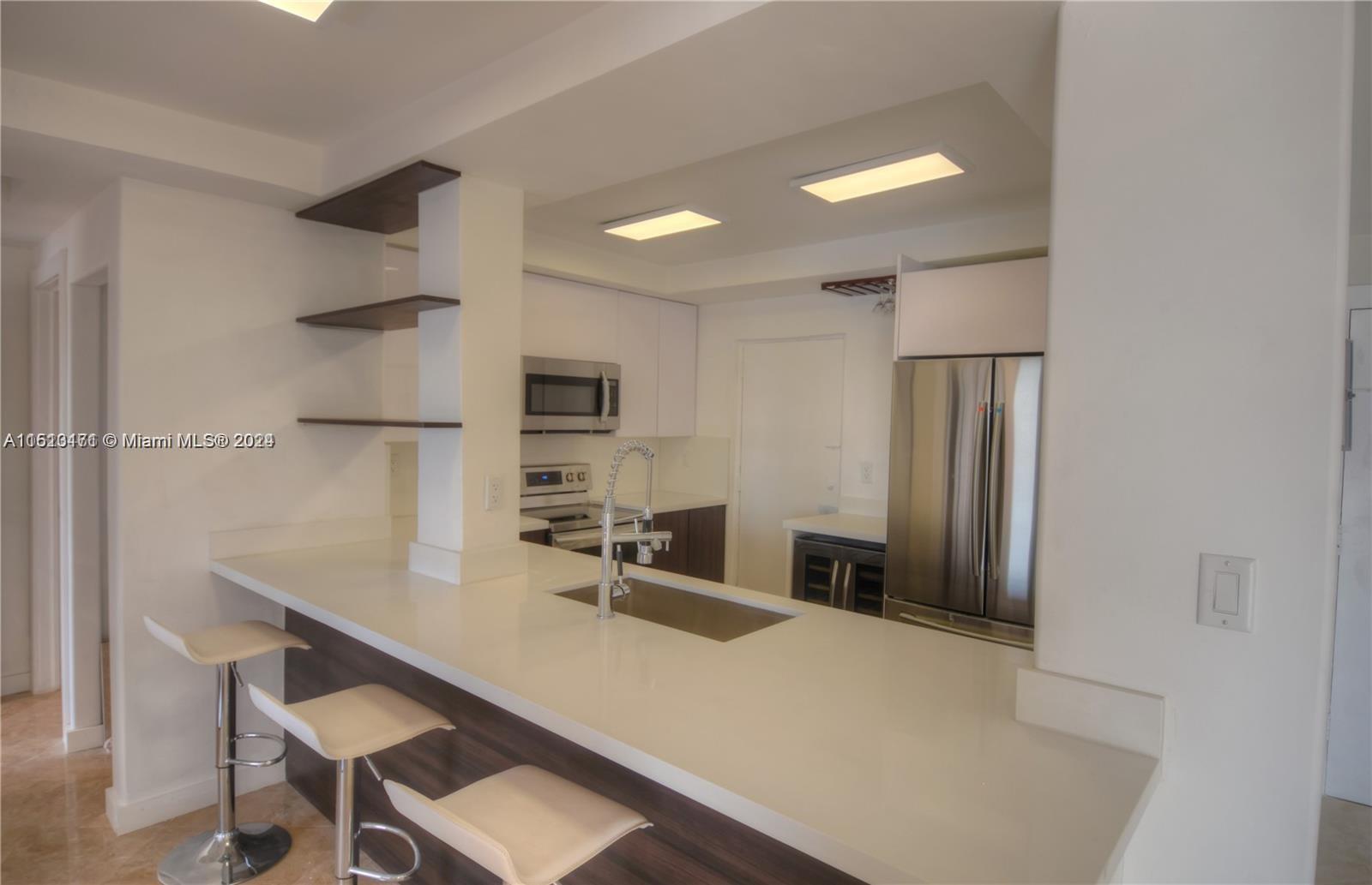 400 Kings Point Dr 1410, Sunny Isles Beach, Florida 33160, 2 Bedrooms Bedrooms, ,2 BathroomsBathrooms,Residential,For Sale,400 Kings Point Dr 1410,A11513171