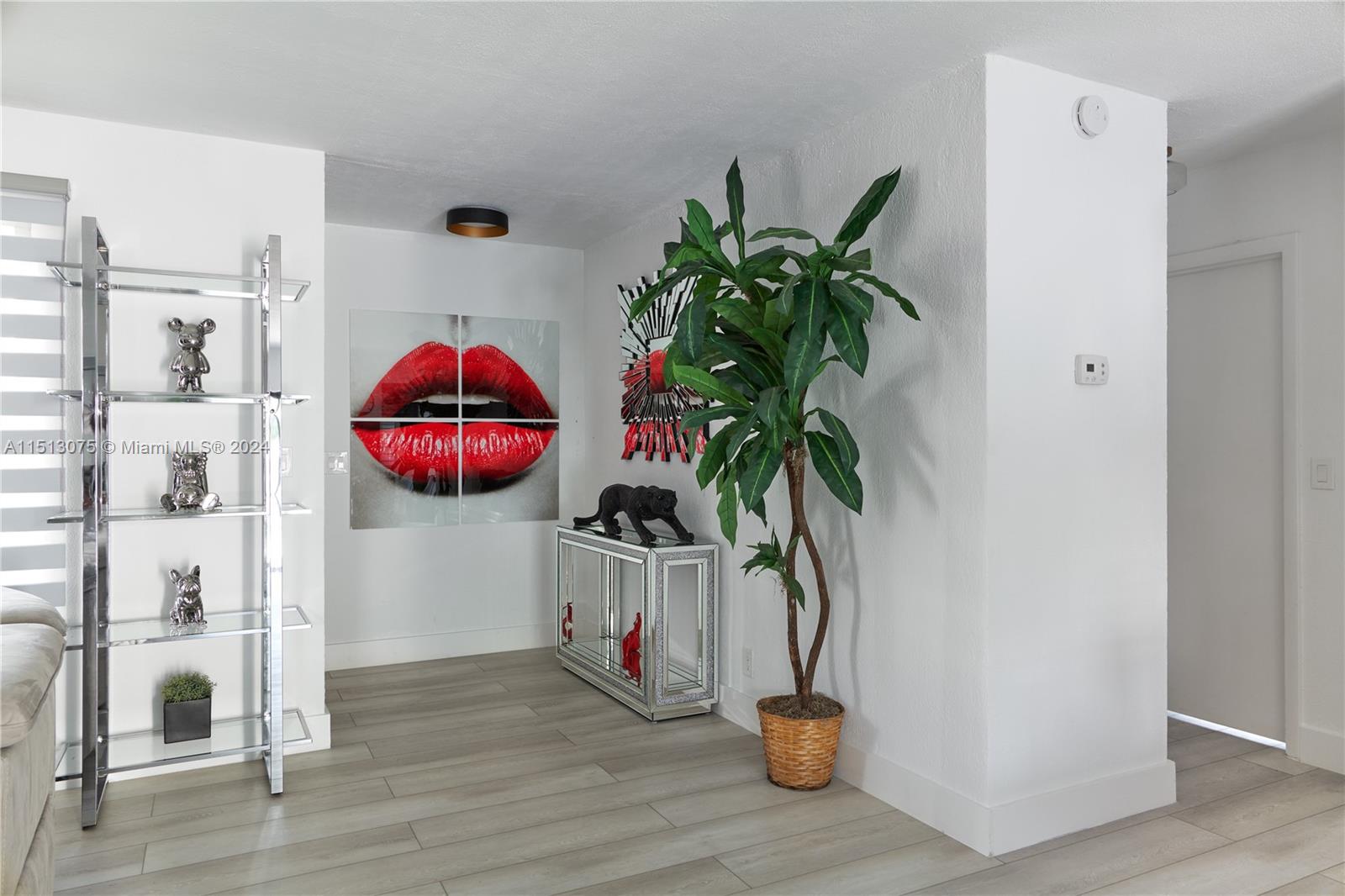 633 SW 4th St, Hallandale Beach, Florida 33009, 3 Bedrooms Bedrooms, ,2 BathroomsBathrooms,Residential,For Sale,633 SW 4th St,A11513075