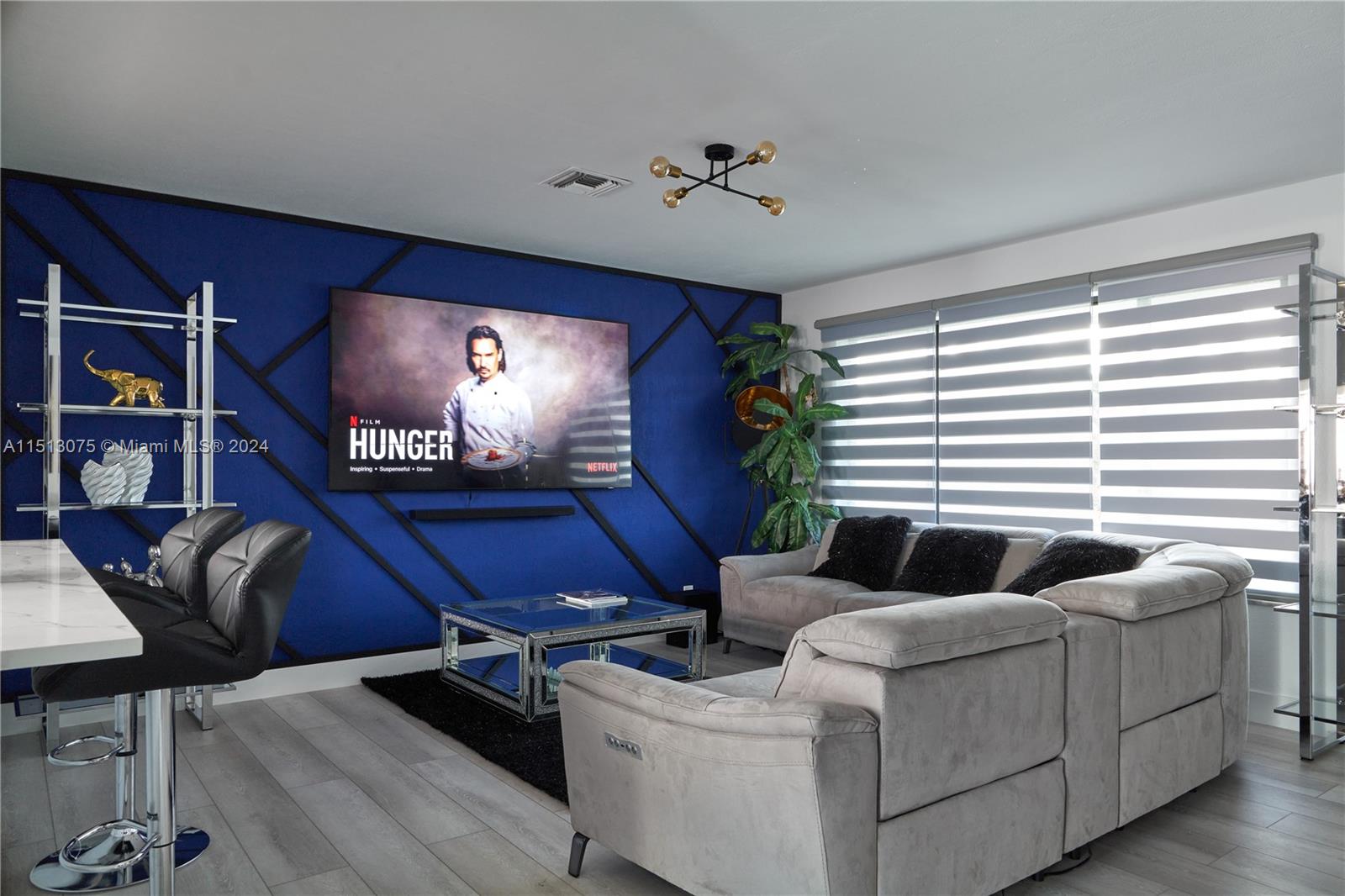 633 SW 4th St, Hallandale Beach, Florida 33009, 3 Bedrooms Bedrooms, ,2 BathroomsBathrooms,Residential,For Sale,633 SW 4th St,A11513075