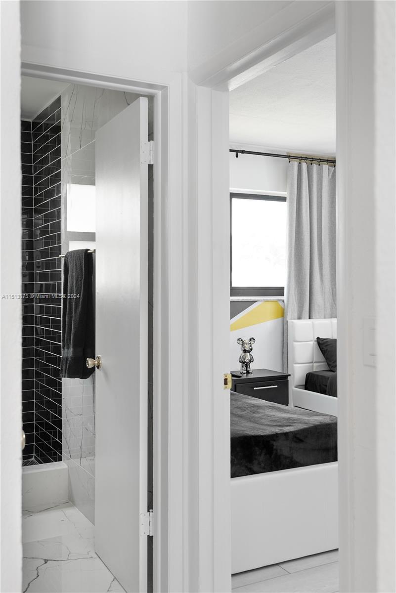 633 SW 4th St, Hallandale Beach, Florida 33009, 3 Bedrooms Bedrooms, ,2 BathroomsBathrooms,Residential,For Sale,633 SW 4th St,A11513075