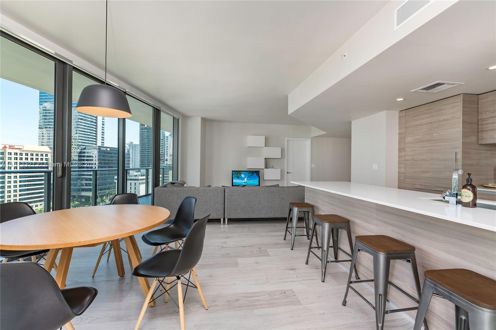 1300 S miami ave 1001, Miami, Florida 33128, 2 Bedrooms Bedrooms, ,2 BathroomsBathrooms,Residential,For Sale,1300 S miami ave 1001,A11513321