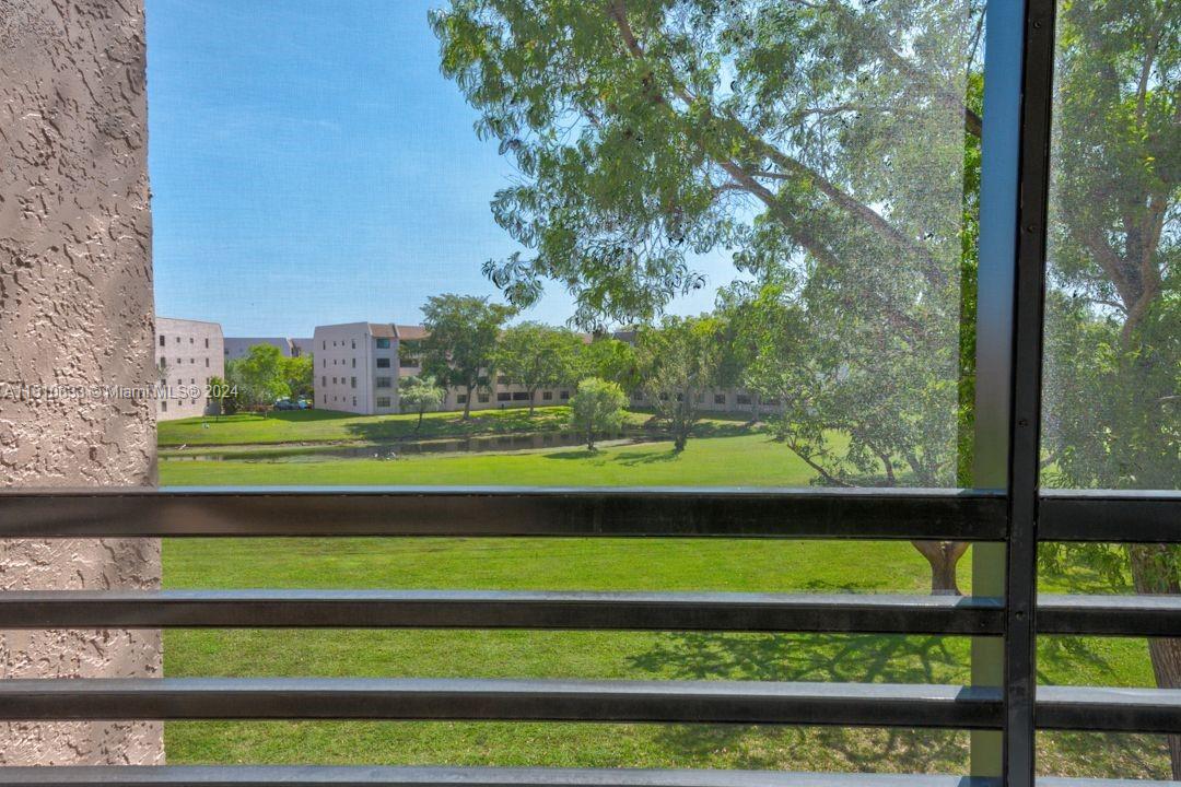 2726 NW 104th Ave 302, Sunrise, Florida 33322, 2 Bedrooms Bedrooms, ,2 BathroomsBathrooms,Residential,For Sale,2726 NW 104th Ave 302,A11510633