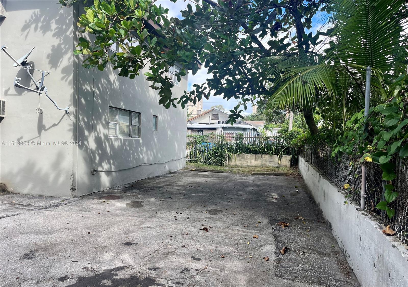 7521 NE 2nd Ct, Miami, Florida 33138, ,Residentialincome,For Sale,7521 NE 2nd Ct,A11513354