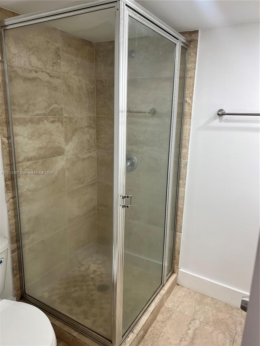 4717 NW 7th St 801-10, Miami, Florida 33126, 2 Bedrooms Bedrooms, ,2 BathroomsBathrooms,Residentiallease,For Rent,4717 NW 7th St 801-10,A11513367