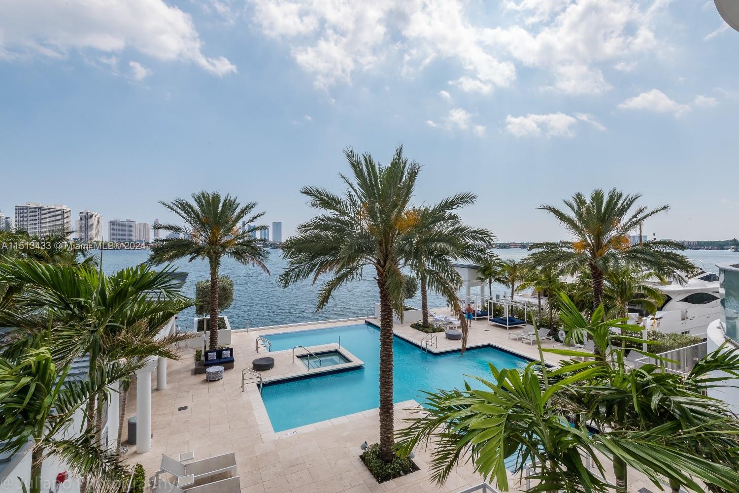 17301 Biscayne Blvd 210, North Miami Beach, Florida 33160, 3 Bedrooms Bedrooms, ,3 BathroomsBathrooms,Residential,For Sale,17301 Biscayne Blvd 210,A11513433