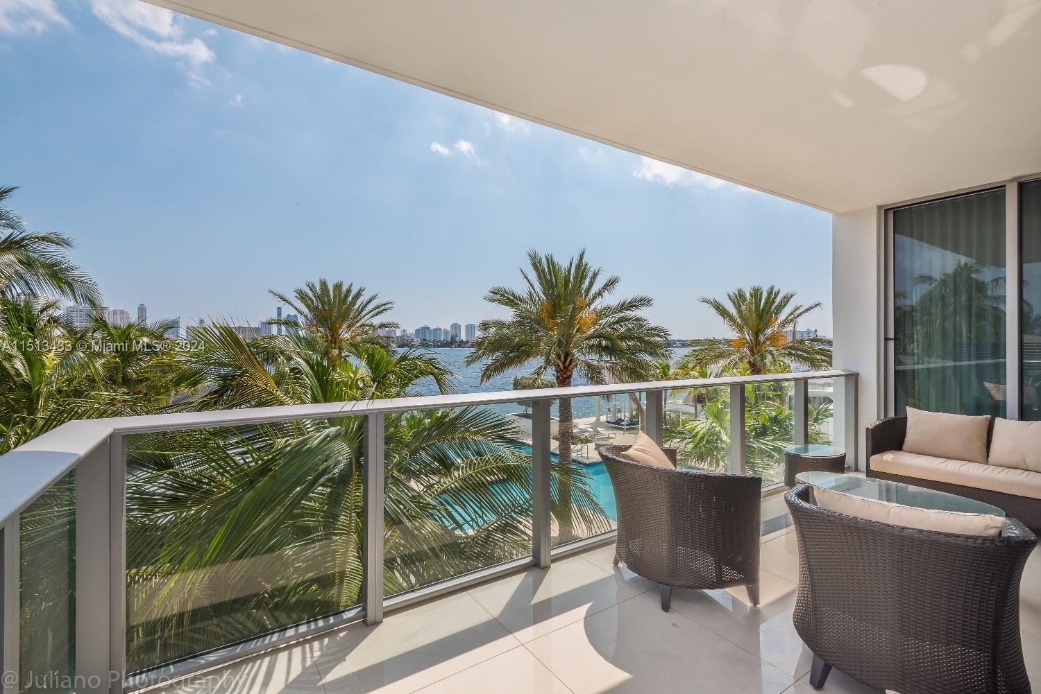 17301 Biscayne Blvd 210, North Miami Beach, Florida 33160, 3 Bedrooms Bedrooms, ,3 BathroomsBathrooms,Residential,For Sale,17301 Biscayne Blvd 210,A11513433