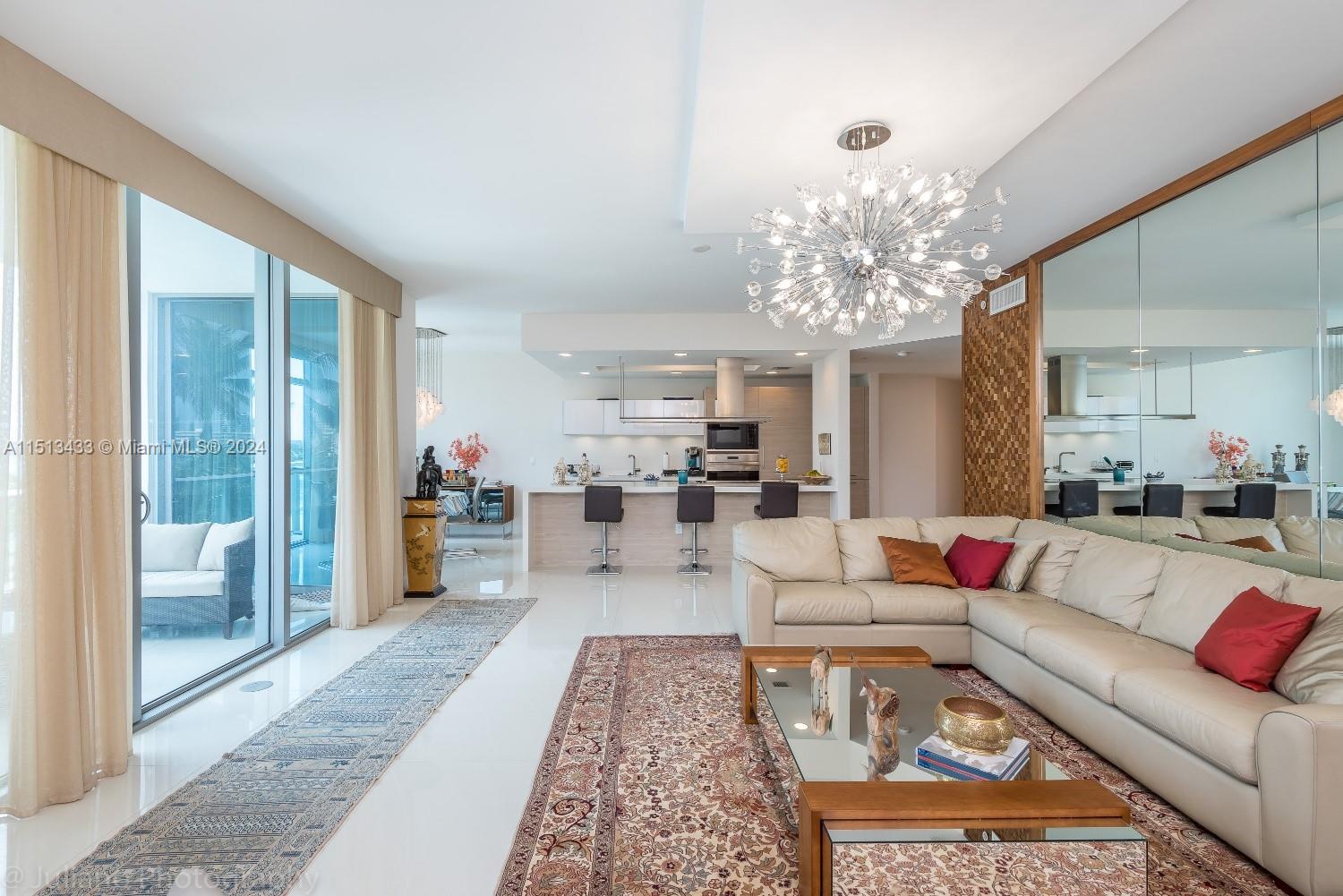 17301 Biscayne Blvd 210, North Miami Beach, Florida 33160, 3 Bedrooms Bedrooms, ,3 BathroomsBathrooms,Residential,For Sale,17301 Biscayne Blvd 210,A11513433