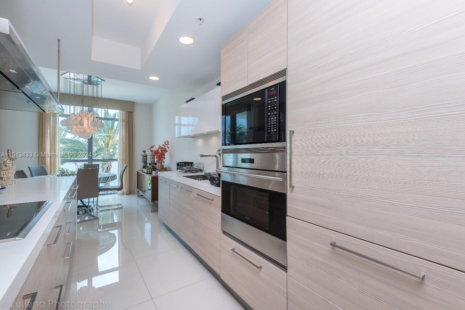 17301 Biscayne Blvd 210, North Miami Beach, Florida 33160, 3 Bedrooms Bedrooms, ,3 BathroomsBathrooms,Residential,For Sale,17301 Biscayne Blvd 210,A11513433