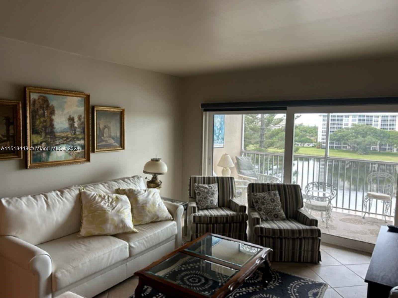 2801 N Palm Aire Drive 607, Pompano Beach, Florida 33069, 1 Bedroom Bedrooms, ,1 BathroomBathrooms,Residentiallease,For Rent,2801 N Palm Aire Drive 607,A11513448