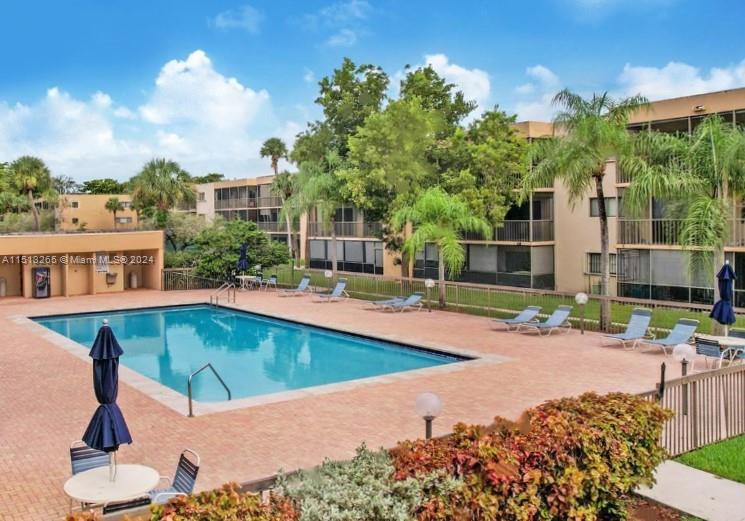 8401 SW 107th Ave 150E, Miami, Florida 33173, 2 Bedrooms Bedrooms, ,2 BathroomsBathrooms,Residentiallease,For Rent,8401 SW 107th Ave 150E,A11513265