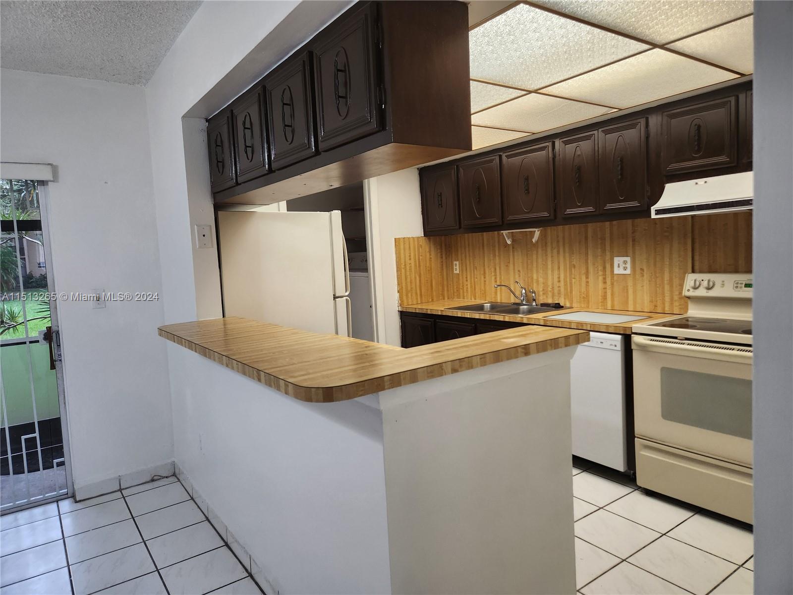 8401 SW 107th Ave 150E, Miami, Florida 33173, 2 Bedrooms Bedrooms, ,2 BathroomsBathrooms,Residentiallease,For Rent,8401 SW 107th Ave 150E,A11513265