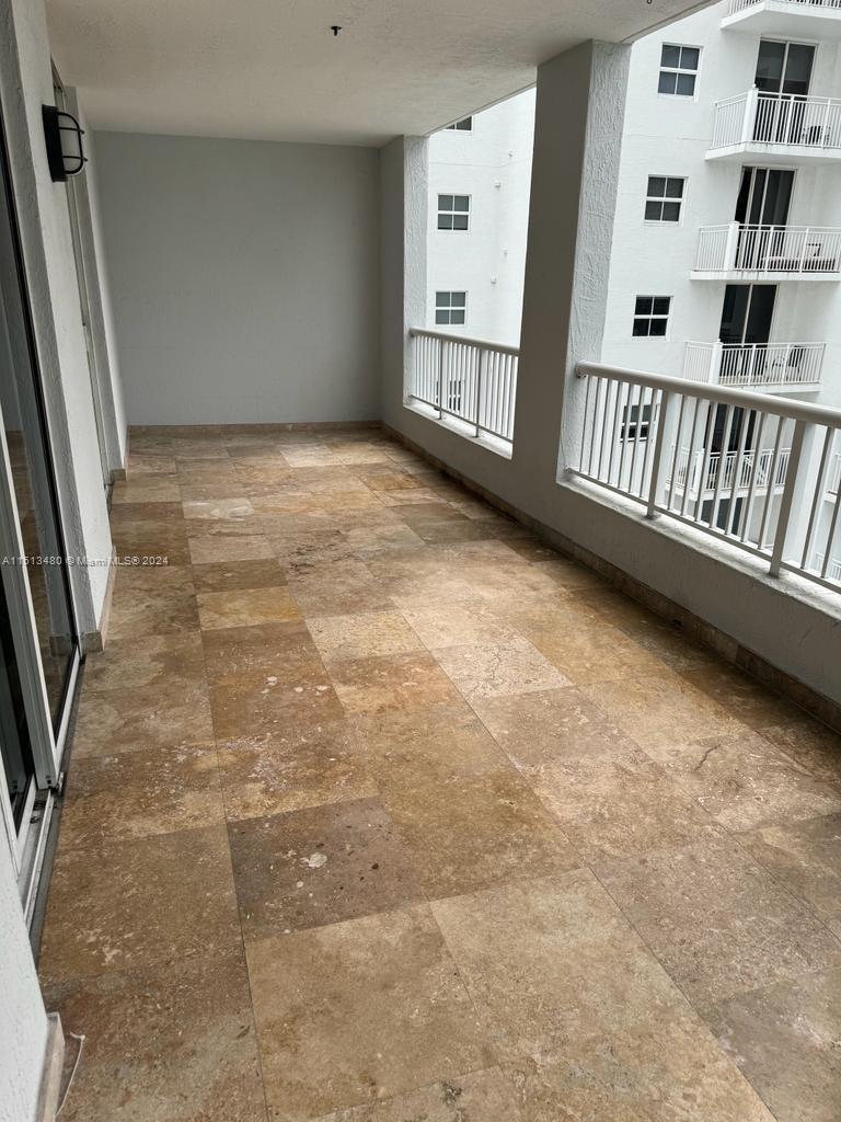170 SE 14th St 2405, Miami, Florida 33131, 2 Bedrooms Bedrooms, ,2 BathroomsBathrooms,Residential,For Sale,170 SE 14th St 2405,A11513480