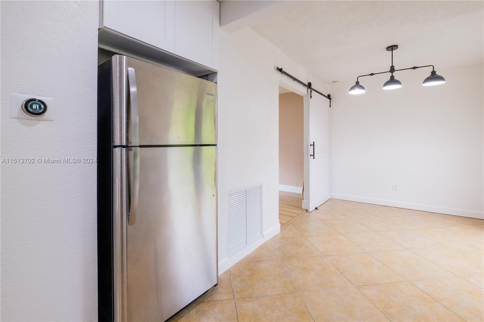 4303 NW 5th Ave, Oakland Park, Florida 33309, 2 Bedrooms Bedrooms, ,1 BathroomBathrooms,Residentiallease,For Rent,4303 NW 5th Ave,A11513702