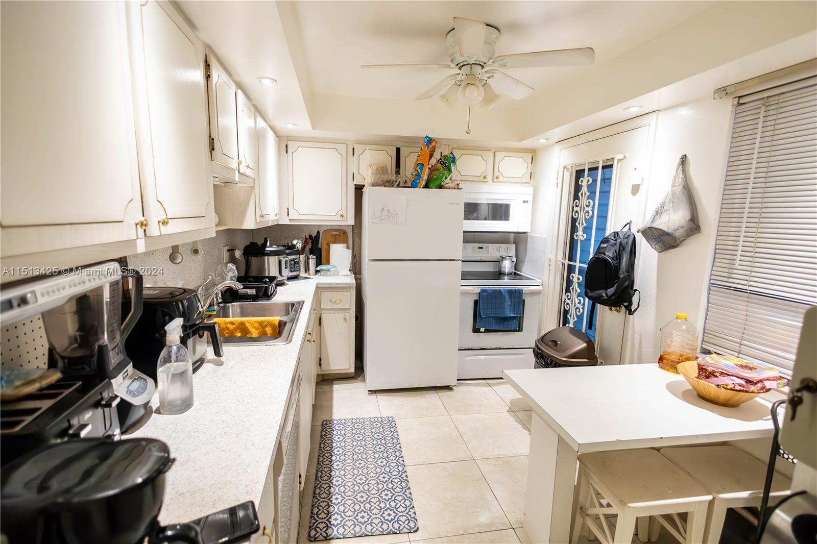 1401 NE 191st St D101, Miami, Florida 33179, 2 Bedrooms Bedrooms, ,2 BathroomsBathrooms,Residential,For Sale,1401 NE 191st St D101,A11513425