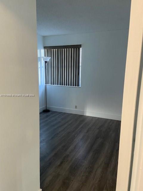 452 SW 2nd St 12, Miami, Florida 33130, 3 Bedrooms Bedrooms, ,1 BathroomBathrooms,Residentiallease,For Rent,452 SW 2nd St 12,A11513558