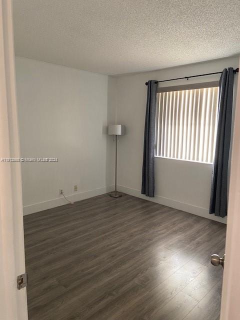 452 SW 2nd St 12, Miami, Florida 33130, 3 Bedrooms Bedrooms, ,1 BathroomBathrooms,Residentiallease,For Rent,452 SW 2nd St 12,A11513558