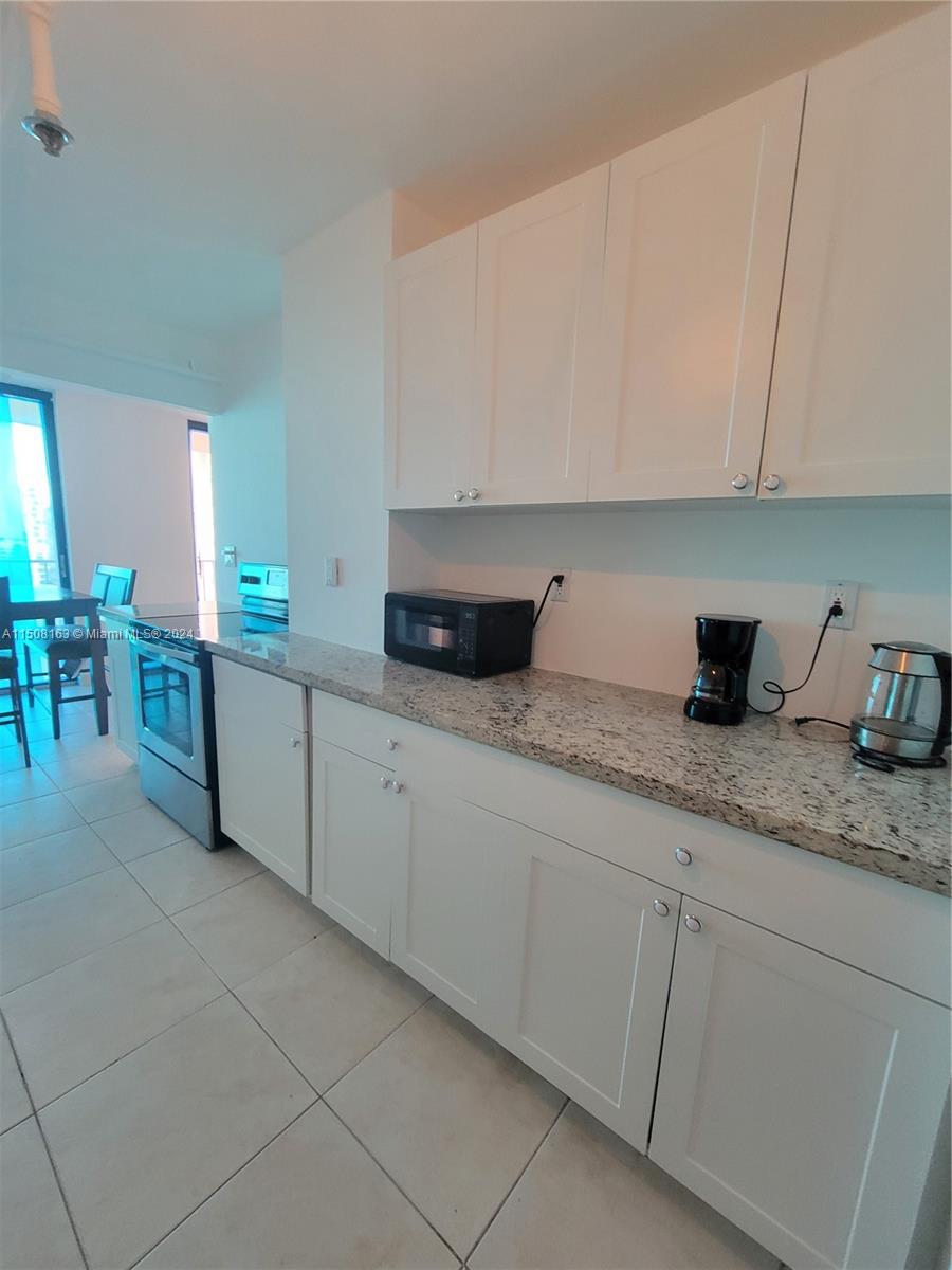 210 N 174th St 1514, Sunny Isles Beach, Florida 33160, 1 Bedroom Bedrooms, ,1 BathroomBathrooms,Residentiallease,For Rent,210 N 174th St 1514,A11508163