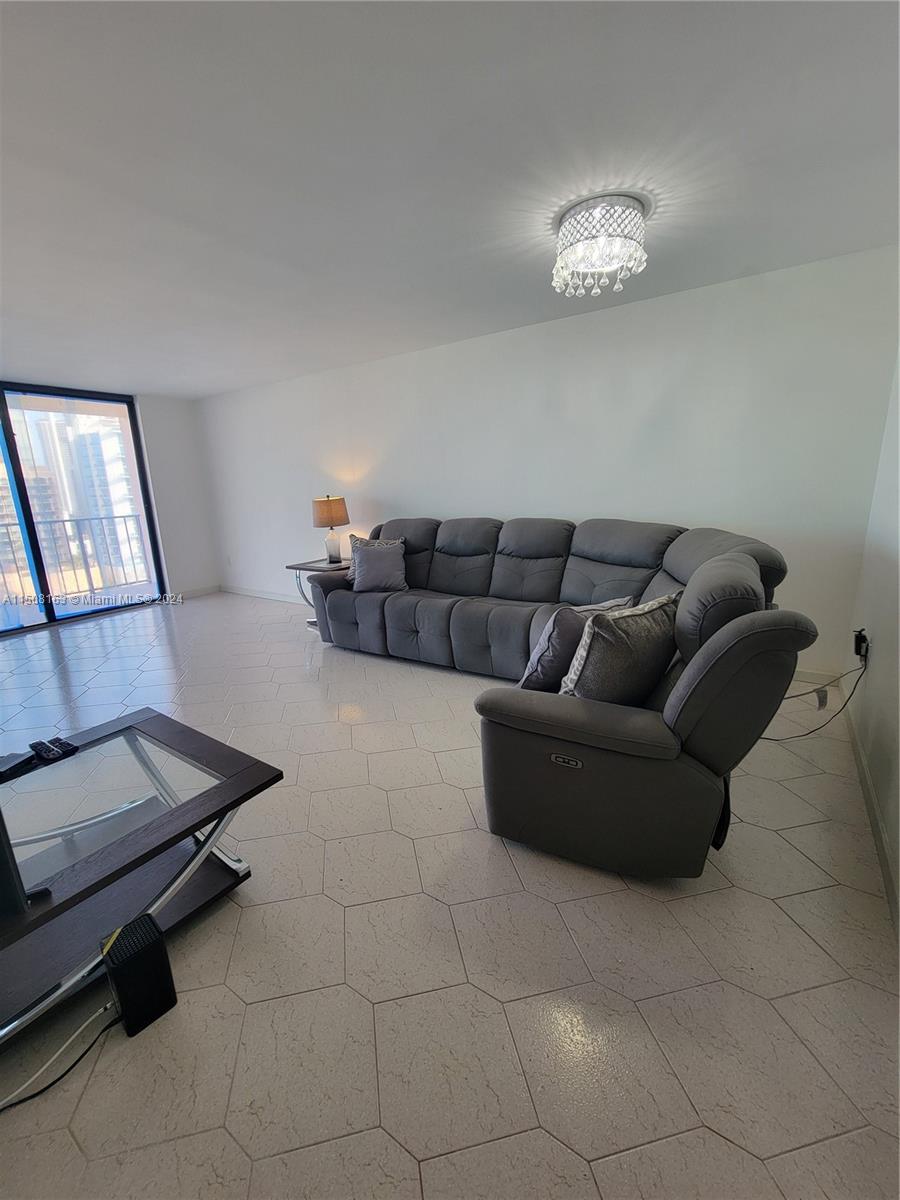 210 N 174th St 1514, Sunny Isles Beach, Florida 33160, 1 Bedroom Bedrooms, ,1 BathroomBathrooms,Residentiallease,For Rent,210 N 174th St 1514,A11508163