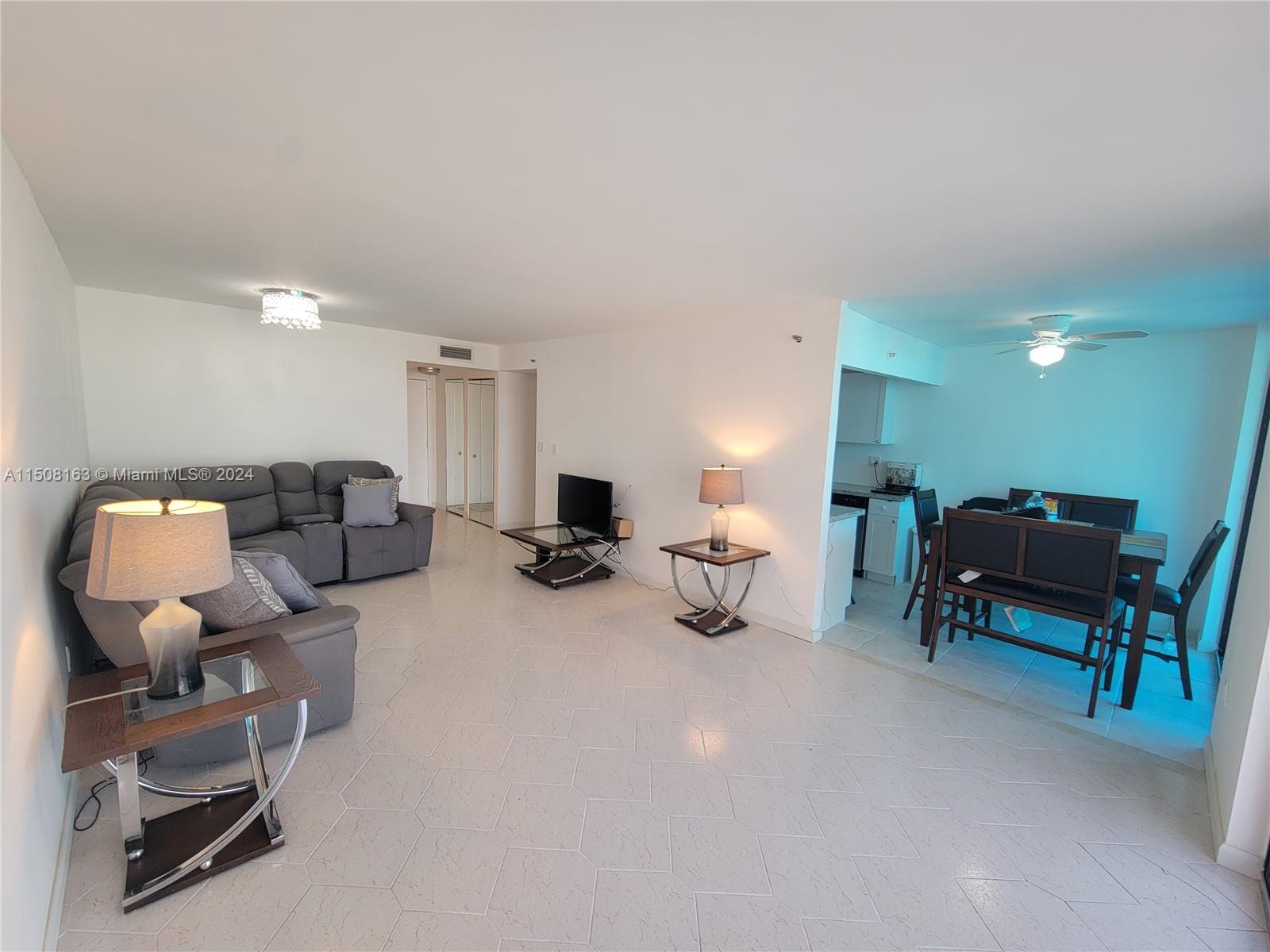 210 N 174th St 1514, Sunny Isles Beach, Florida 33160, 1 Bedroom Bedrooms, ,1 BathroomBathrooms,Residentiallease,For Rent,210 N 174th St 1514,A11508163