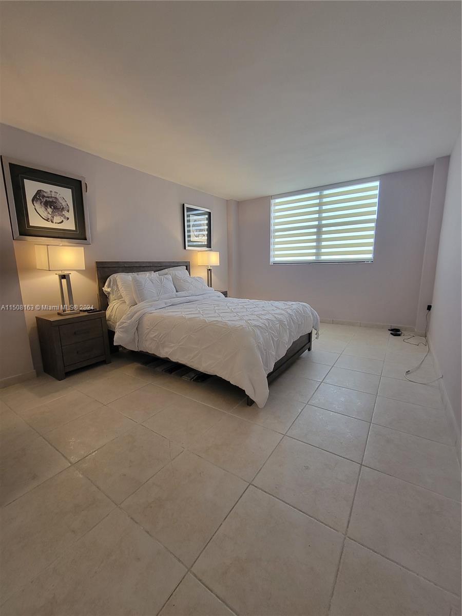 210 N 174th St 1514, Sunny Isles Beach, Florida 33160, 1 Bedroom Bedrooms, ,1 BathroomBathrooms,Residentiallease,For Rent,210 N 174th St 1514,A11508163