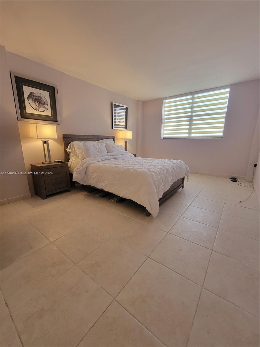 210 N 174th St 1514, Sunny Isles Beach, Florida 33160, 1 Bedroom Bedrooms, ,1 BathroomBathrooms,Residentiallease,For Rent,210 N 174th St 1514,A11508163