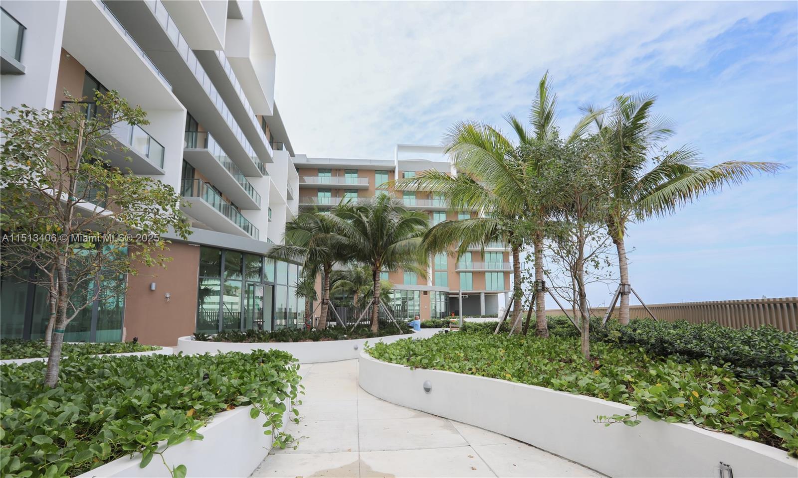 21290 BISCAYNE BLVD. 410, Aventura, Florida 33180, ,Commerciallease,For Rent,21290 BISCAYNE BLVD. 410,A11513406