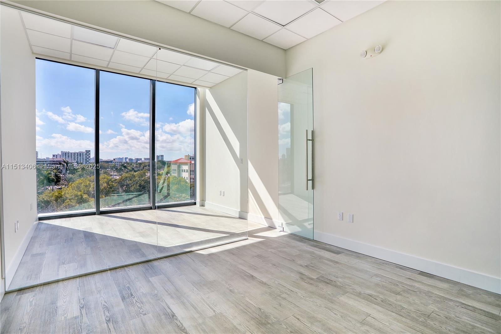 21290 BISCAYNE BLVD. 410, Aventura, Florida 33180, ,Commerciallease,For Rent,21290 BISCAYNE BLVD. 410,A11513406