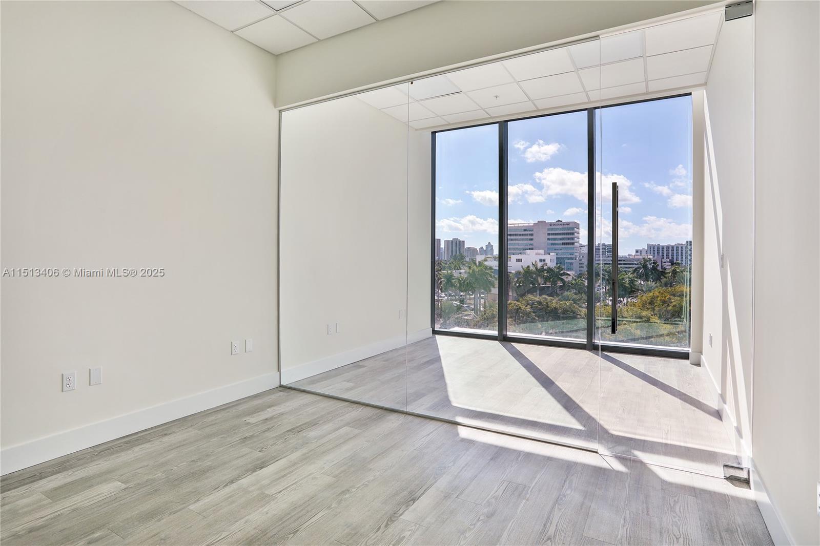 21290 BISCAYNE BLVD. 410, Aventura, Florida 33180, ,Commerciallease,For Rent,21290 BISCAYNE BLVD. 410,A11513406