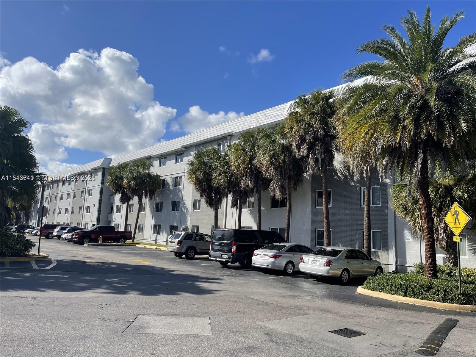 10820 SW 200th DR OFC, Cutler Bay, Florida 33157, 1 Bedroom Bedrooms, ,1 BathroomBathrooms,Residentiallease,For Rent,10820 SW 200th DR OFC,A11513811