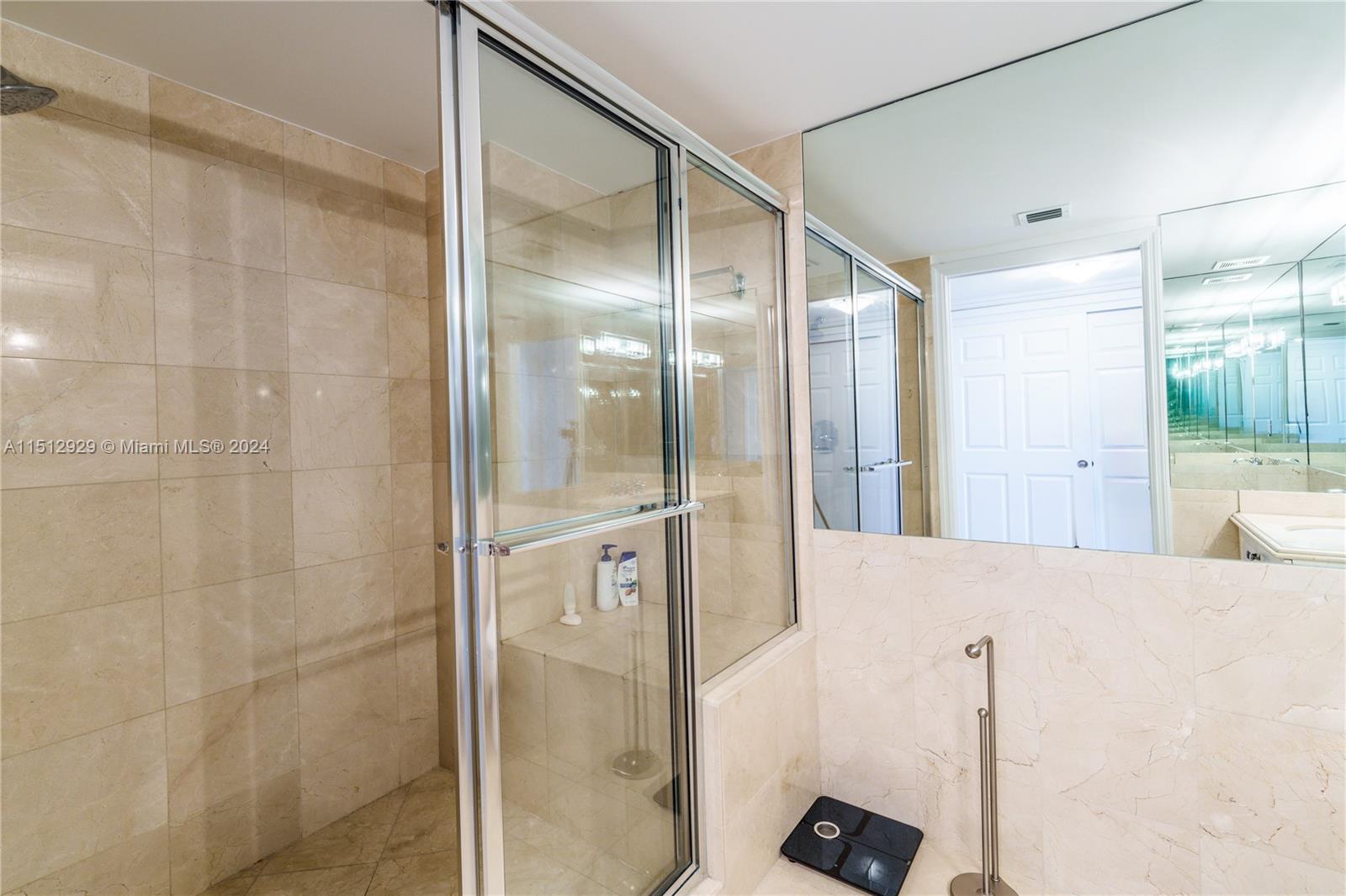 9595 Collins Ave N5-B, Surfside, Florida 33154, 3 Bedrooms Bedrooms, ,3 BathroomsBathrooms,Residential,For Sale,9595 Collins Ave N5-B,A11512929