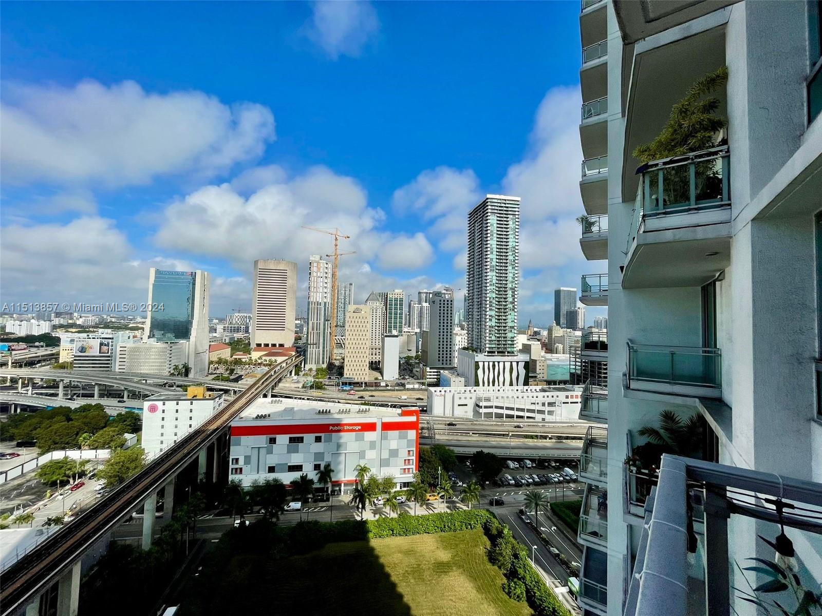 90 SW 3rd St 2207, Miami, Florida 33130, 1 Bedroom Bedrooms, ,1 BathroomBathrooms,Residential,For Sale,90 SW 3rd St 2207,A11513857